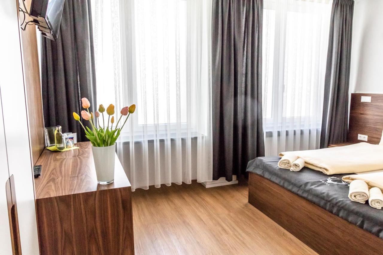 Hotel Jaegerhaus In Singen Am Hohentwiel Eksteriør bilde