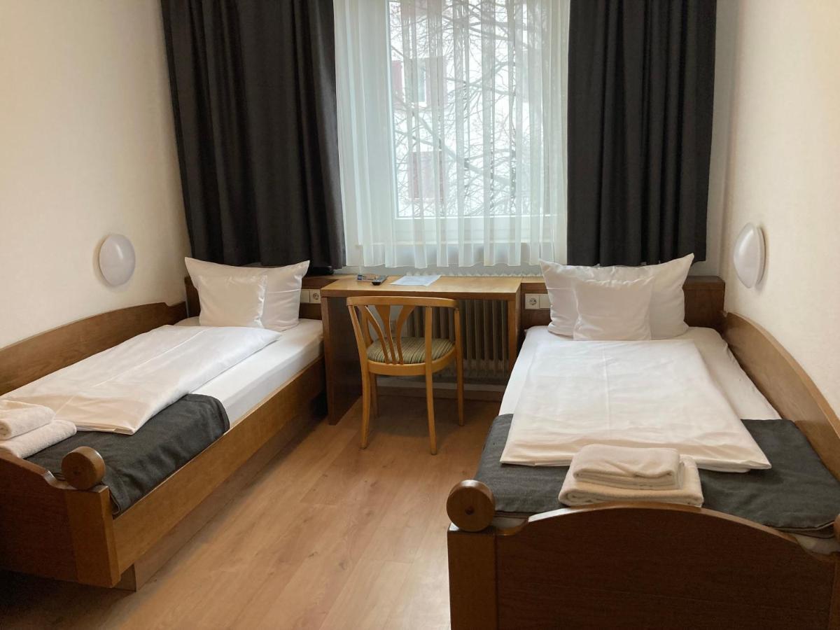 Hotel Jaegerhaus In Singen Am Hohentwiel Eksteriør bilde