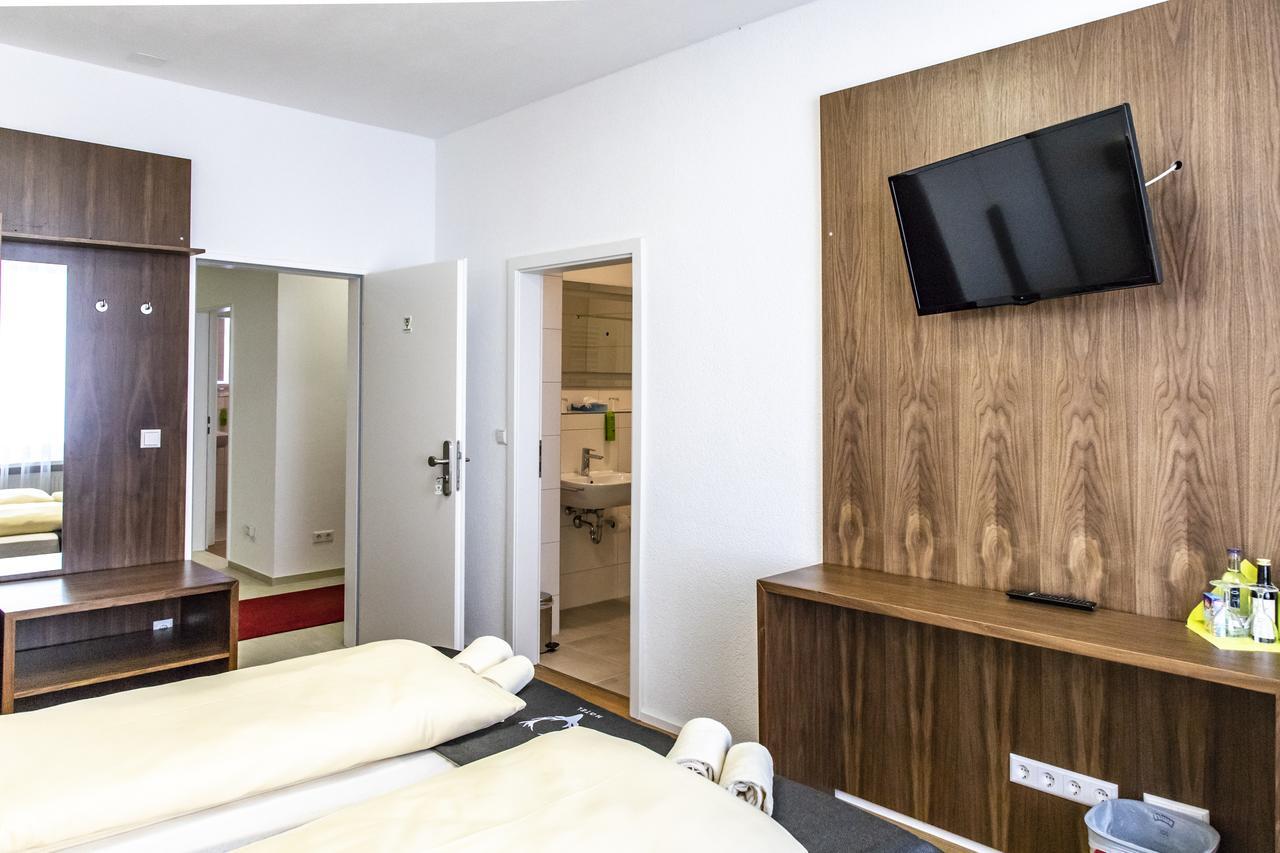 Hotel Jaegerhaus In Singen Am Hohentwiel Eksteriør bilde